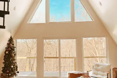 Image de Cozy A-Frame Retreat by Beaver Lake, Minutes from Downtown Rogers