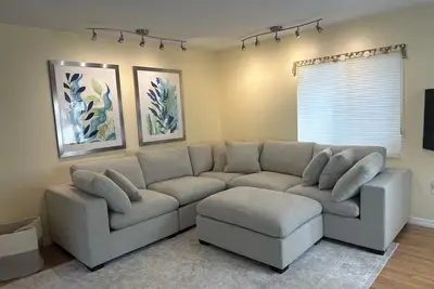 Image de Newly Renovated Tranquil 3-Bdrm Home in Osprey- Close to Beaches Dogs Okay