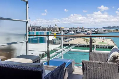 Image de Qv Stays Waterfront Elegance on Princes Wharf