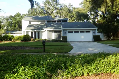 Image de Luxury 3 Br 2 1/2 Bath pool home in South Lakeland Sleeps 7 ideally located