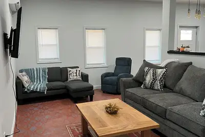 Image de Charming 2-bedroom house in tranquil  Stover Missouri. Pet friendly