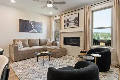 Image de Mountain Chalet 9 I Private Hot Tub I Great Views I Bunk Room I Discounted Attractions