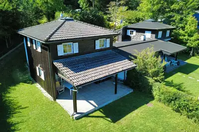 Image de Haus direkt am Ossiacher See by Interhome