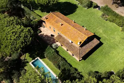 Image de Villa à Falcognana Di Sopra avec 6 chambres à coucher, 12 couchages