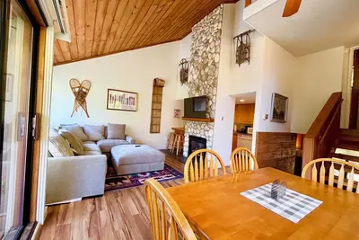 Cozy Oasis With Loon Mountain Views + Ski Shuttle
