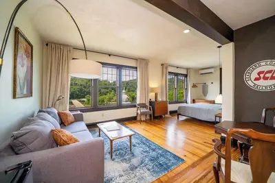 Image de Marshall House Inn Grandview Suite, Walk Downtown