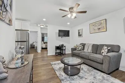 Image de Private Savannah Getaway Near Daffin Park & Mhumc!