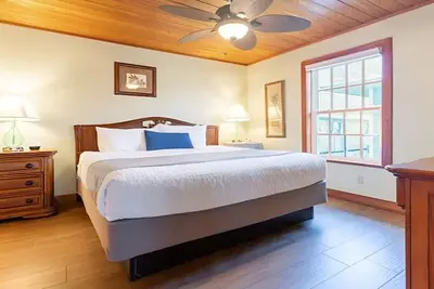 Image de Charming 2br Beach View Cottage| Porch | Outdoor Pools | Free Parking