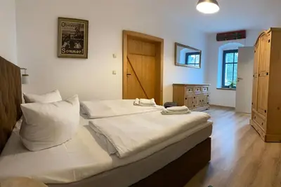 Image de Maison de vacances pour 19 personnes env. 300 qmà station thermale d'Oberwiesenthal, Saxe (Monts-Métallifères-du-Centre)