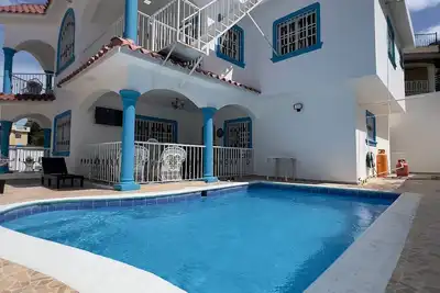Image de Family Retreat with Dream Pool and Bbq Area