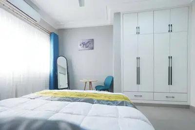 Image de Marvelous 4-bedroom apartment in Achimota with Ac