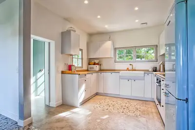 Image de Charmante maison de campagne avec grande piscine chauffée