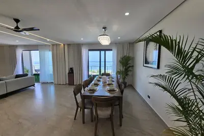 Image de Spacious 6-bedroom apartment with fitness room and Ac in vibrant Mombasa