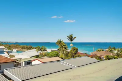 Image de Unit 1 - 3br Water Views Apartment Main Street of Huskisson by Nautilus Apartmen