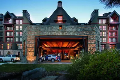 Image de Gorgeous 3 Bedroom Villa in terrific Truckee, The Ritz-Carlton Club Lake Tahoe