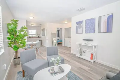 Image de Welcoming The Bayside Retreat Tampa Unit A - 2 bedrooms 1 bathroom