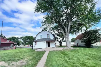 Image de Hometown Retreat\nTremendous 5-bedroom house with Ac in charming Gothenburg