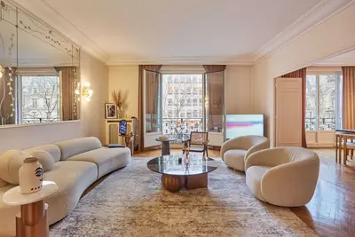 Appartement Arc de Triomphe/ Champs Elysée