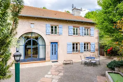 Image de Elegant Historical Farmhouse in France