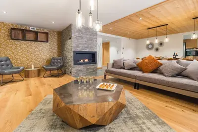 Image de Super Central Luxury 8-12 bed Apartment