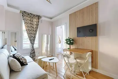 Image de Appartement de Charme proche de la Tour Eiffel