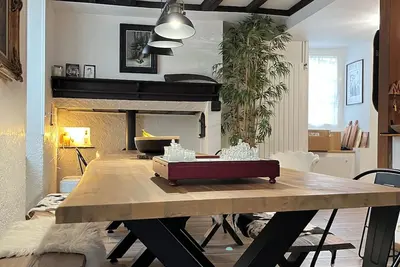 Image de Maison 10 couchages au milieu de plusieurs grandes stations ; départ de rando