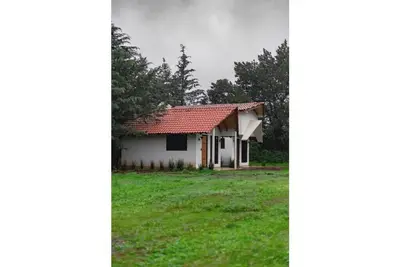 Image de Basic cabin in the woods