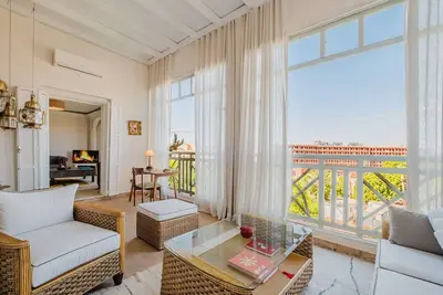 Image de Confort Spacieux à Hivernage– 3 Chambres & Piscine