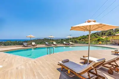 Image de Villa Lefkothea by Villa Plus