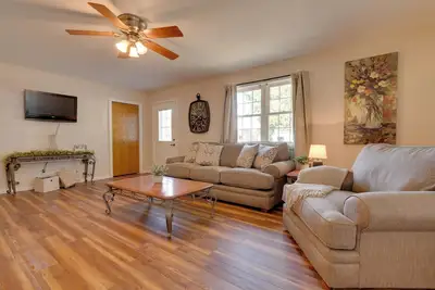 Image de Pet-Friendly Rural Escape: 9 Mi to Effingham