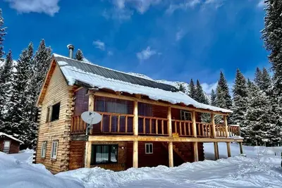 Image de Amphitheater Mountain Cabin