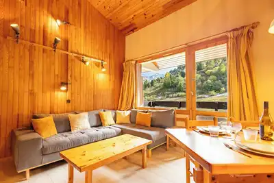 Image de Creux de l'ours #172 - 9 personnes - Pied des pistes