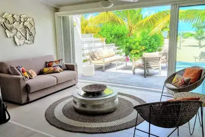 Image de Cozy Beachfront Escape – Wake Up to the Waves