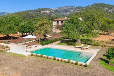 Image de Spectacular finca with private pool in Selva.