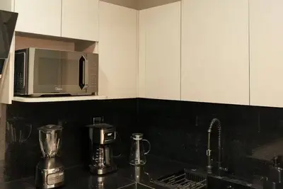 Image de New apartment, luxury comfort, 4 min walk Montejo.