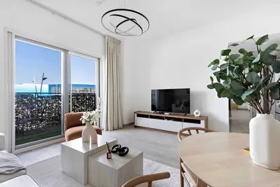 Image de Silkhaus Unique Deal | Modern 2bdr | Canal View