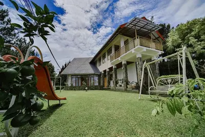 Image de Callming 4 bad room villa with private pool at Jawa Barat