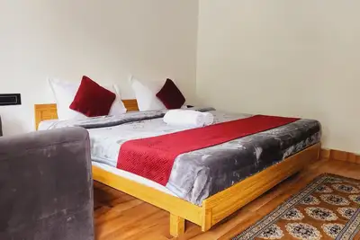 Image de Yamunotri Heli Resort 7 Km. From Yamunotri Temple