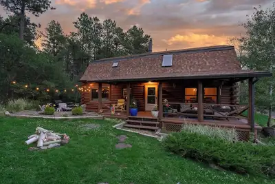 Image de Twiggy Pines Magical Modern Cabin Get-Away