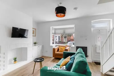 Image de Spacious 2br Home w/ Garden | 2-Min Walk to Town