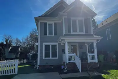 Image de City of Oaks cottage in Raleigh