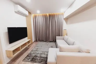 Image de Welcome to La Casa Residence where luxury meets convenience.