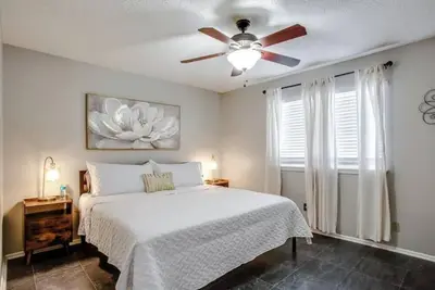 Image de Mesquite Ridge: Sleeps 8: Pet Friendly: Close to Ttu