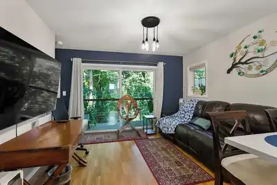 Image de Peaceful, centrally located condo in Magnolia