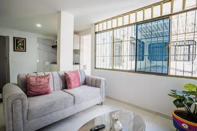 Image de Modern apartment close to Clinica Medilaser Abner Lozano and Universidad Surcolombiana.