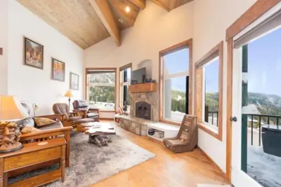 Image de New! Peaks 73 - 4br Townhome w/ Hot Tub & Ski-In/Out