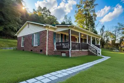 Image de Cozy Sugar Grove Cabin w/Mountain Views & River