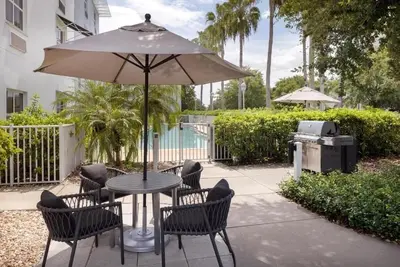 Image de King Suite with Outdoor Swimming Pool Perfect for Trips Near Tampa Attractions