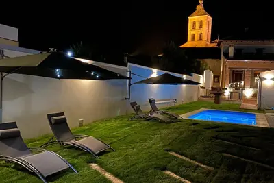 Image de Casa Rural 'La Antigua Taberna' avec Piscine Privée, Wi-Fi et Climatisation