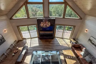 Image de Enchanted Bear Lodge